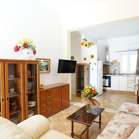 Santo & Angela Villa